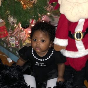 Meet your Posher, Elaine